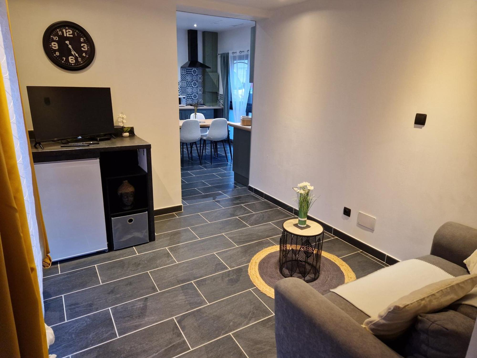 Grand Studio 2 Personnes Saint-Amand-Mont-Rond Luaran gambar